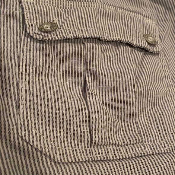 Levi’s Strip Shorts - Picture 7 of 13